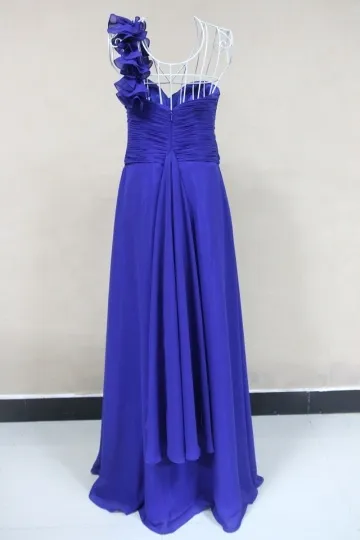 Robe longue bleu pour cortège mariage asymétrique empire ornée de fleurs